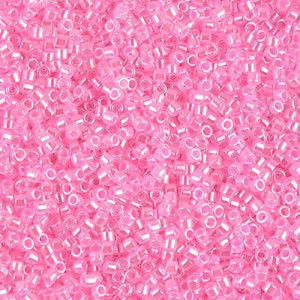 델리카비즈 1.6mm(DB246번 : Crystal/Dark Pink-Lined) - 3g