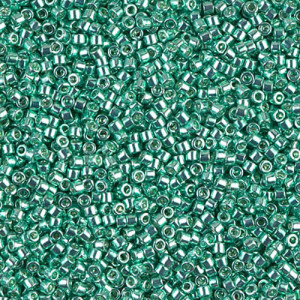 델리카비즈 1.6mm(DB426번 : Medium Green Dyed Galvanized) - 3g