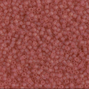 델리카비즈 1.6mm(DB778번 : Cranberry Dyed Matte Transparent) - 3g